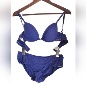 Calvin Klein Bra 36B & Panties M Blue